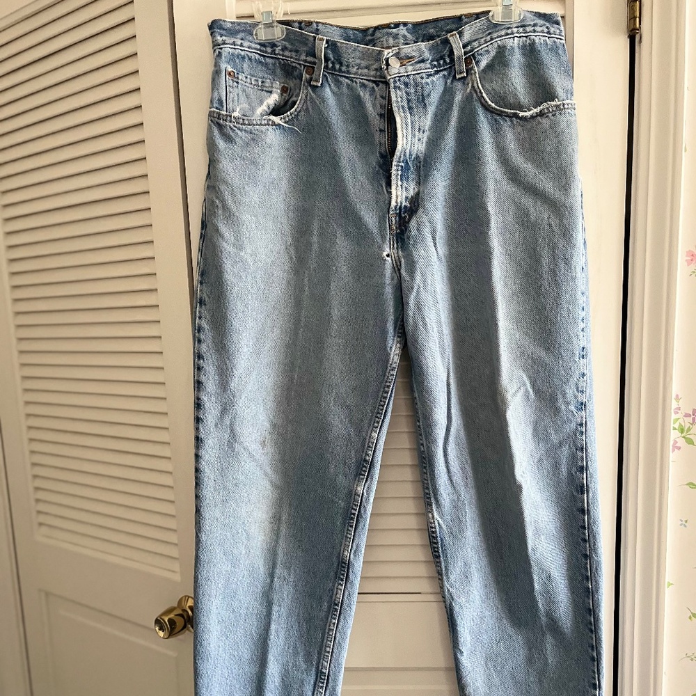 Levi 505 MENS Vintage Distressed Jeans 38x32
